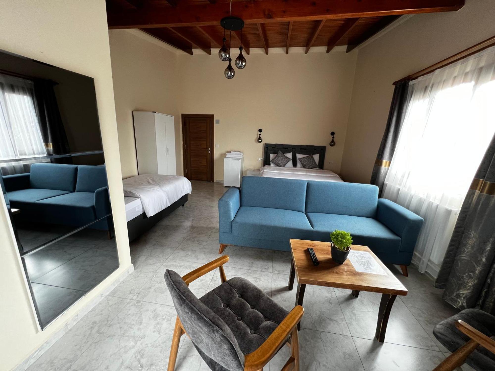 Ada Konak Otel Urla Esterno foto