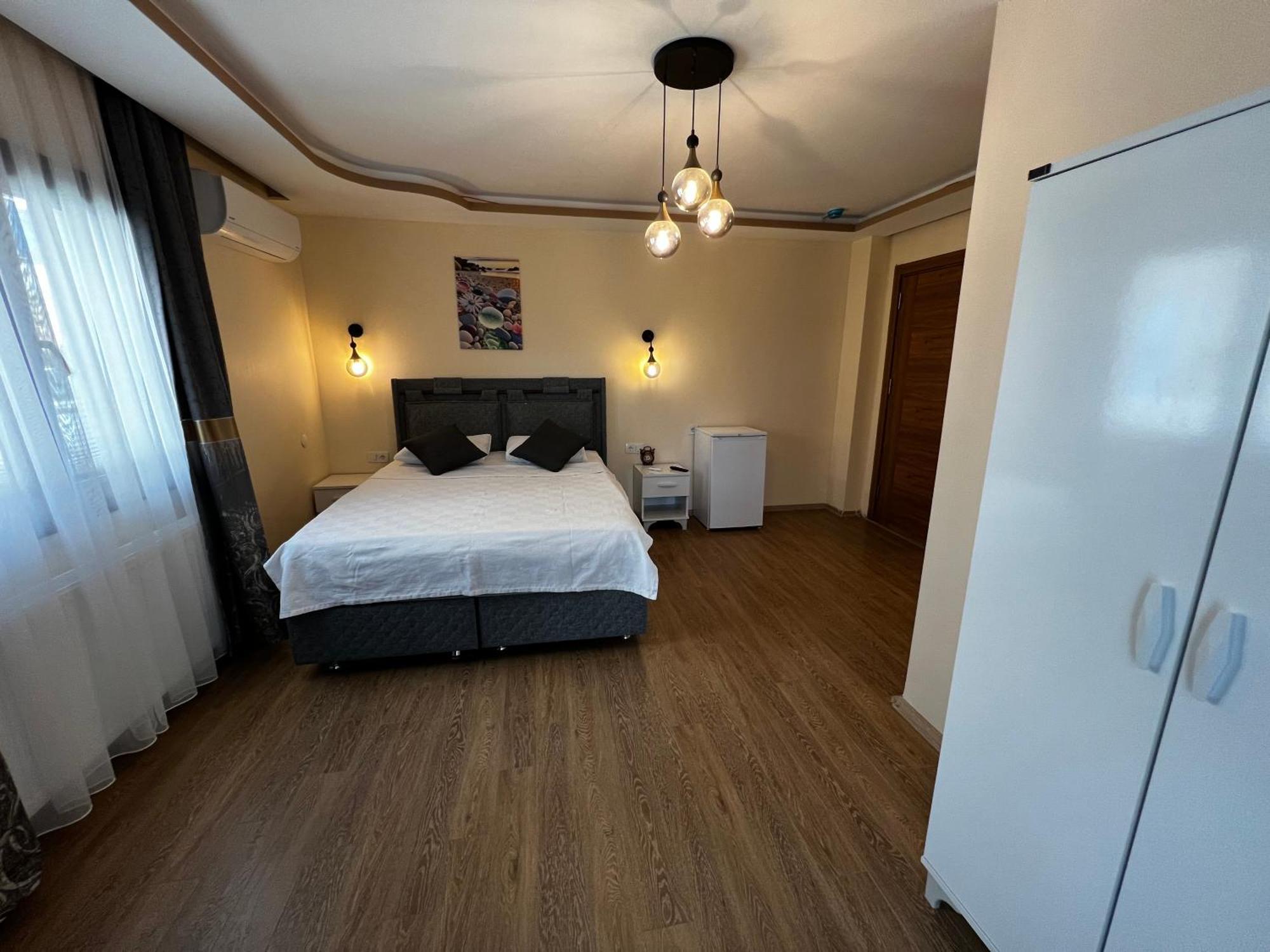 Ada Konak Otel Urla Esterno foto